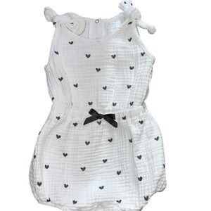 Stephan Baby White Baby Bubble Romper with Black Hearts - VGUC - 6-12M